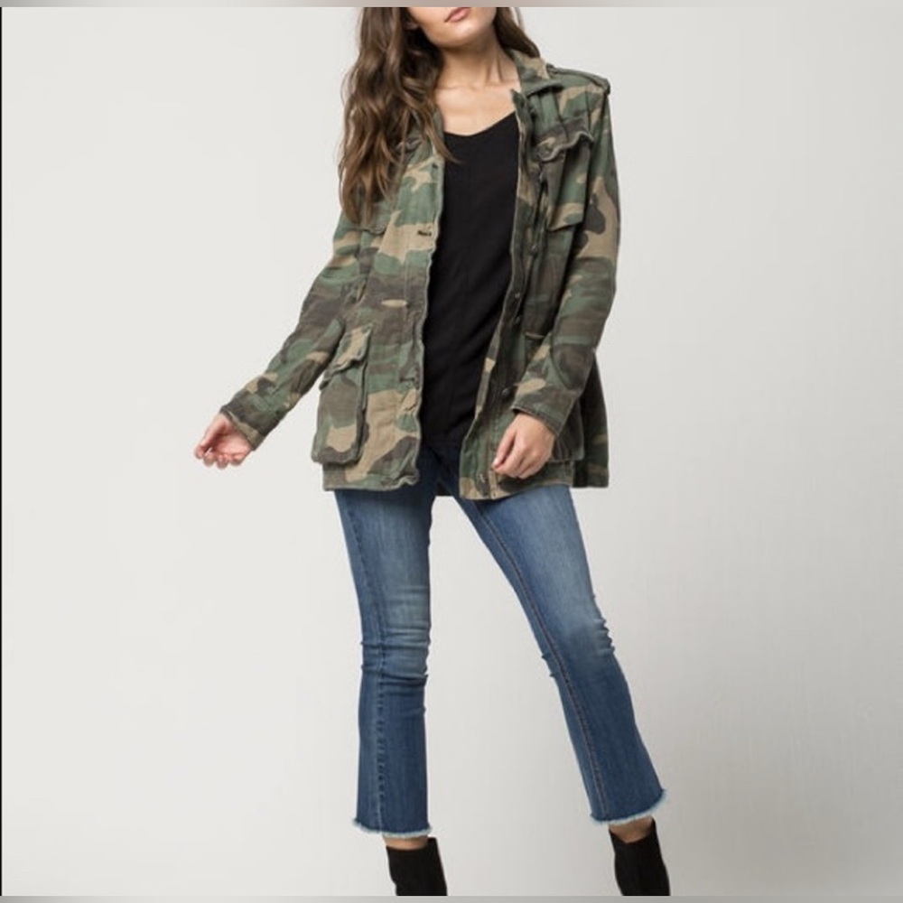 Free People Camo Oversized Utility Jean Jacket Military Style Casual Outdoor - Picture 2 of 16